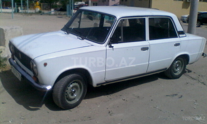 LADA (VAZ) 21011 1975, 176,983 km - 1.3 l - Bakı