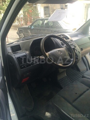 Mercedes Vito 2002, 198,000 km - 2.2 l - Bakı