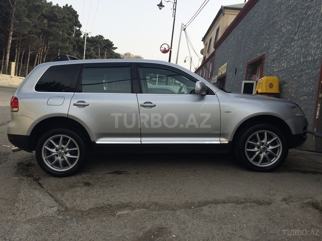 Volkswagen Touareg 2004, 207,000 km - 3.2 l - Bakı