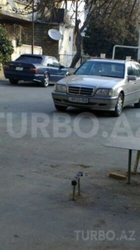 Mercedes C 240 1998, 260,000 km - 2.4 л - Bakı