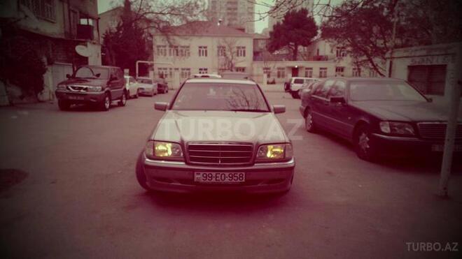 Mercedes C 240 1998, 260,000 km - 2.4 л - Bakı