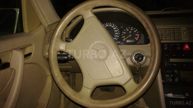Mercedes C 240 1998, 260,000 km - 2.4 л - Bakı