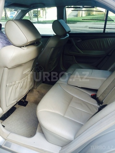 Mercedes E 220 2000, 270,000 km - 2.2 l - Bakı