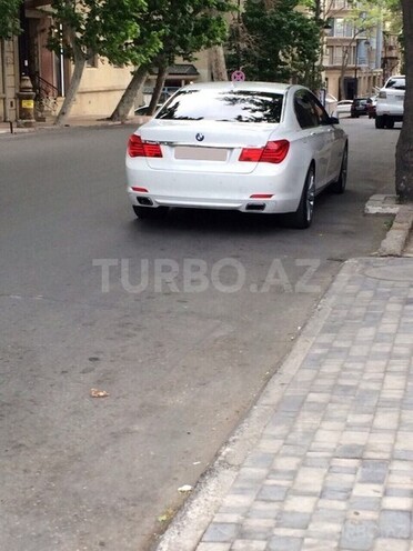 BMW 740 2009, 98,000 km - 3.0 л - Bakı
