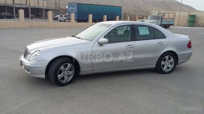 Mercedes E 220 2003, 201,681 km - 2.2 l - Bakı
