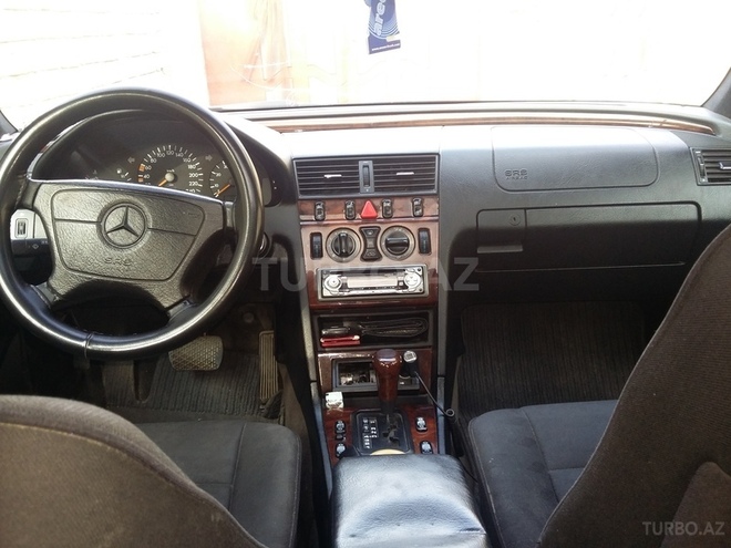 Mercedes C 200 1996, 320,000 km - 2.0 л - Bakı
