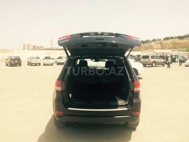 Jeep Grand Cherokee 2011, 56,000 km - 3.6 л - Bakı