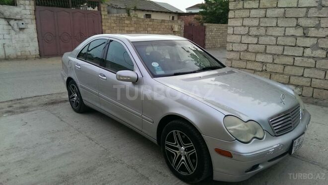 Mercedes C 240 2004, 182,000 km - 2.6 l - Bakı