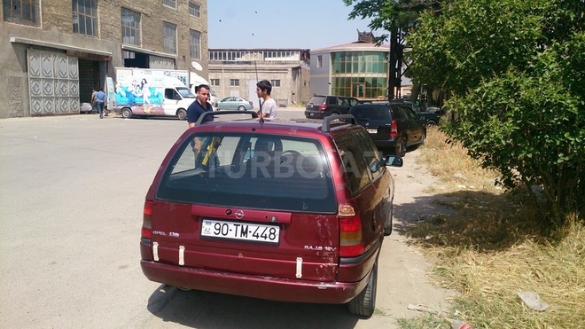 Opel Astra 1997, 182,392 km - 1.6 л - Bakı