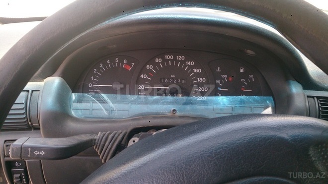 Opel Astra 1997, 182,392 km - 1.6 л - Bakı