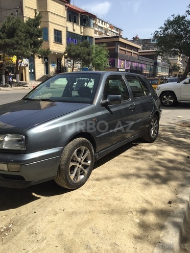 Volkswagen Golf 1996, 157,000 km - 2.0 л - Bakı