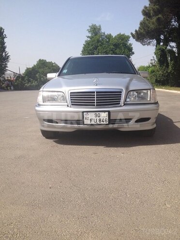 Mercedes C 240 1998, 175,000 km - 2.4 l - Bakı