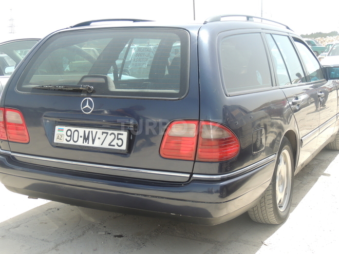 Mercedes E 240 1998, 250,000 km - 2.4 l - Bakı