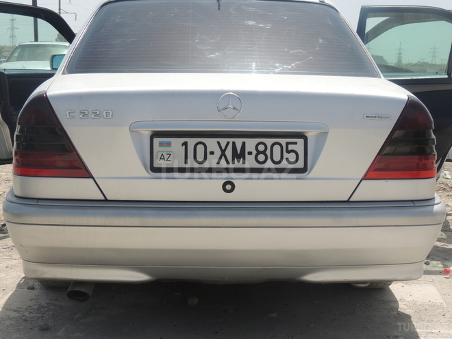 Mercedes C 220 1997, 200,000 km - 2.2 l - Bakı