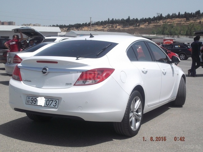 Opel Insignia 2009, 102,000 km - 2.0 l - Bakı