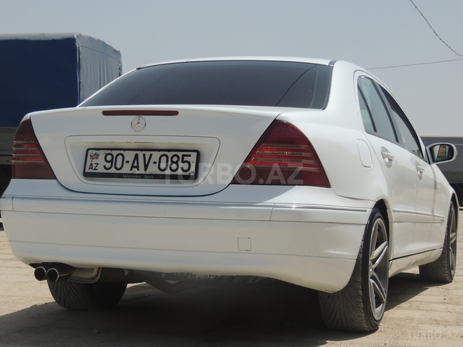 Mercedes C 200 2001, 236,000 km - 2.0 l - Bakı