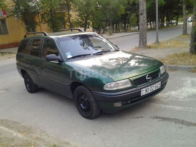 Opel Astra 1996, 247,000 km - 1.6 л - Bakı