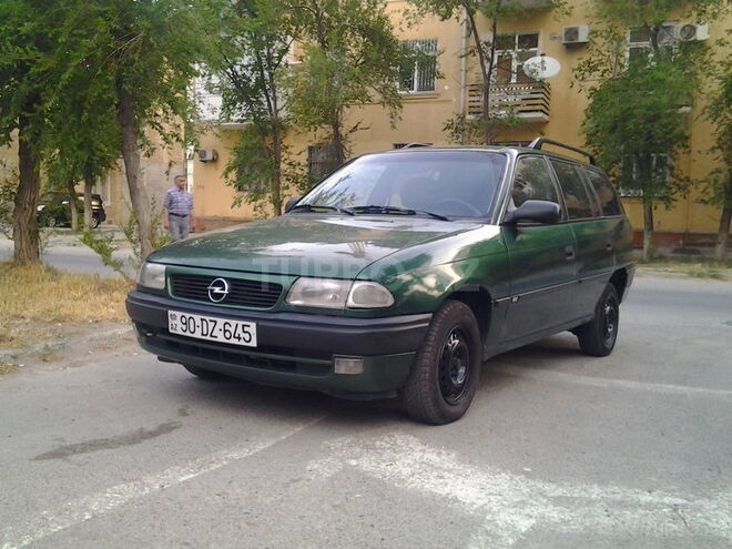 Opel Astra 1996, 247,000 km - 1.6 л - Bakı