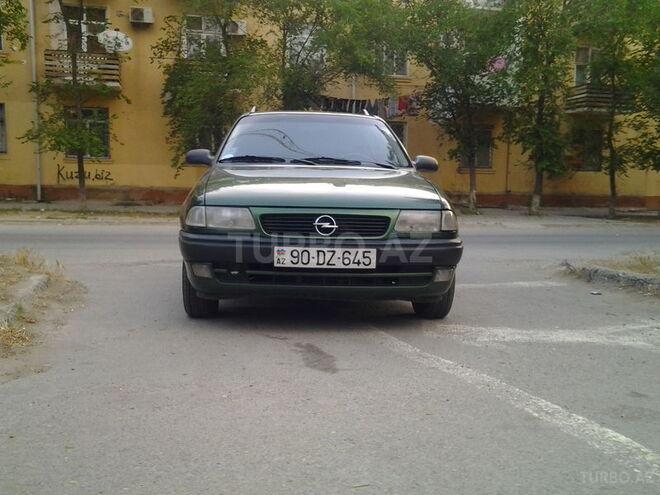Opel Astra 1996, 247,000 km - 1.6 л - Bakı