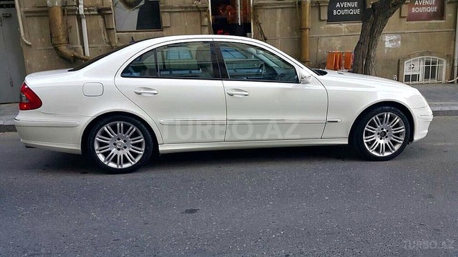 Mercedes E 280 2006, 151,000 km - 2.8 л - Bakı