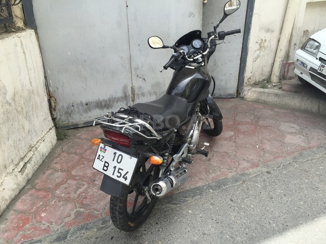 Yamaha YBR 125 2011, 30,000 km - 0.2 l - Bakı