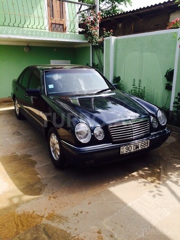 Mercedes E 230 1996, 218,000 km - 2.3 l - Bakı