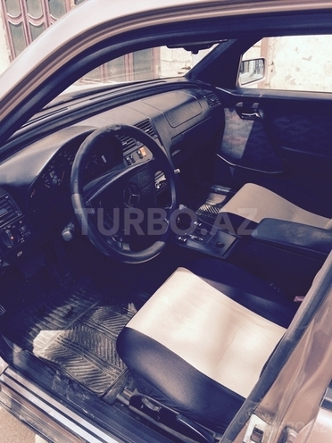 Mercedes C 180 1995, 303,000 km - 1.8 л - Bakı
