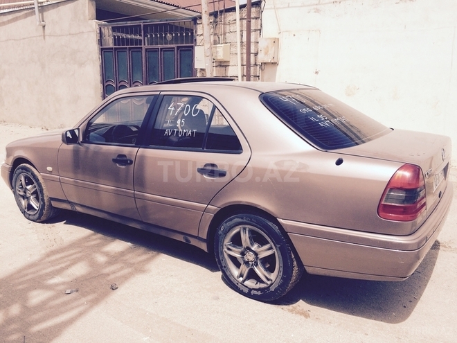 Mercedes C 180 1995, 303,000 km - 1.8 л - Bakı