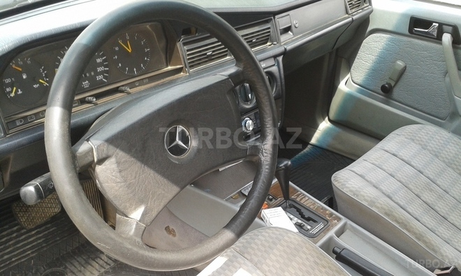 Mercedes 190 1990, 330,000 km - 1.8 l - Bakı