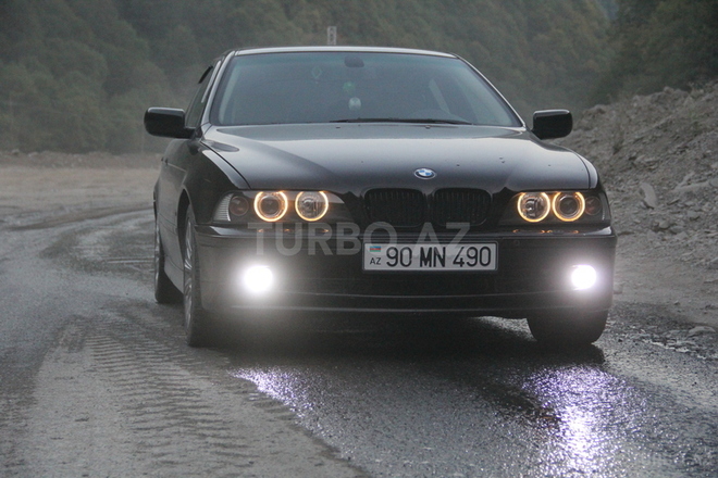 BMW 525 2002, 290,000 km - 2.5 l - Bakı