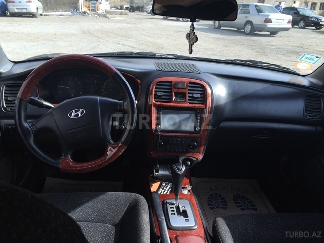 Hyundai Sonata 2004, 203,000 km - 2.0 l - Bakı