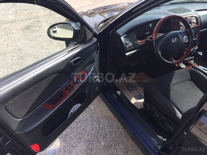 Hyundai Sonata 2004, 203,000 km - 2.0 l - Bakı