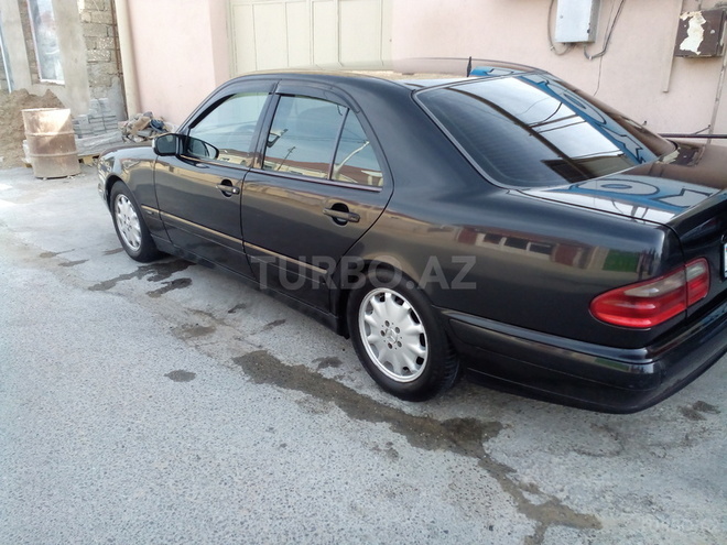 Mercedes E 220 1999, 200,315 km - 2.2 l - Bakı