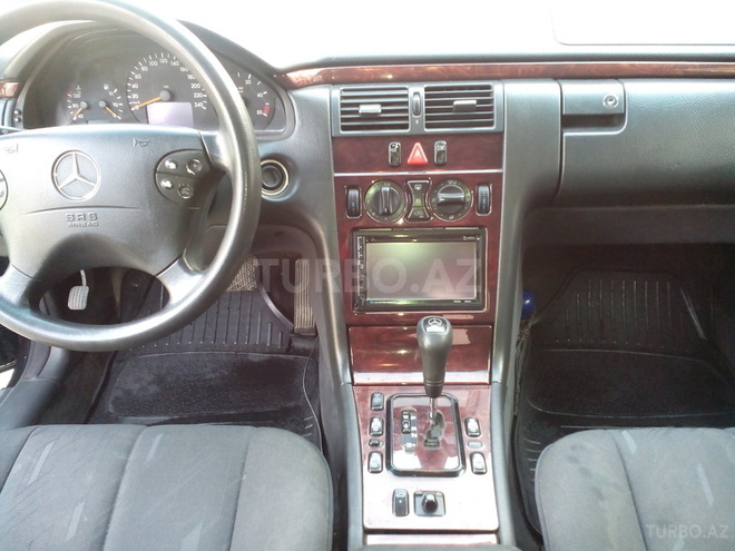 Mercedes E 220 1999, 200,315 km - 2.2 l - Bakı