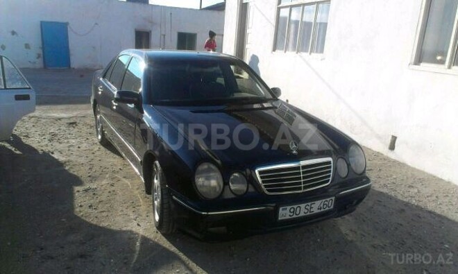 Mercedes E 220 2002, 236,000 km - 2.2 l - Bakı