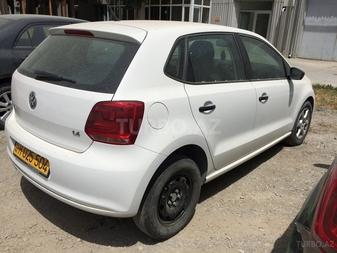 Volkswagen Polo 2012, 125,252 km - 1.4 l - Bakı