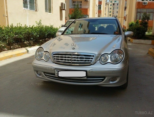 Mercedes C 220 2005, 172,000 km - 2.2 l - Bakı