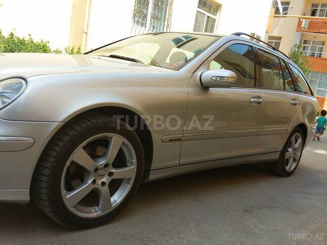 Mercedes C 220 2005, 172,000 km - 2.2 l - Bakı