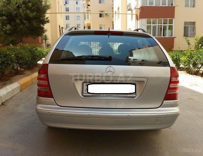Mercedes C 220 2005, 172,000 km - 2.2 l - Bakı