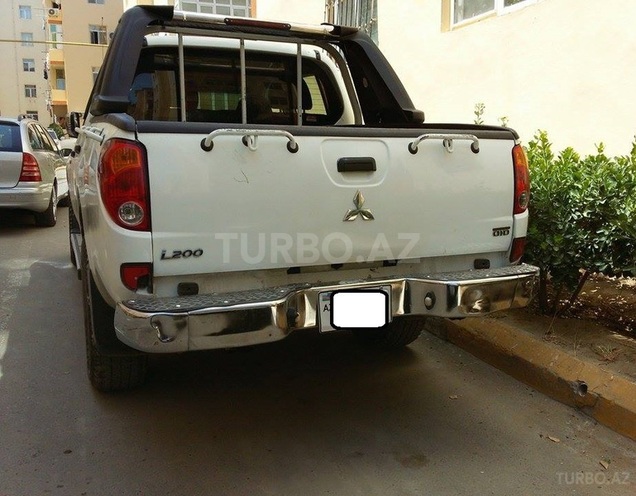 Mitsubishi L200 2008, 96,000 km - 2.5 l - Bakı