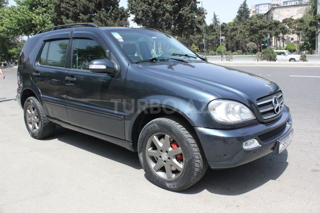 Mercedes ML 270 2002, 266,000 km - 2.7 л - Bakı