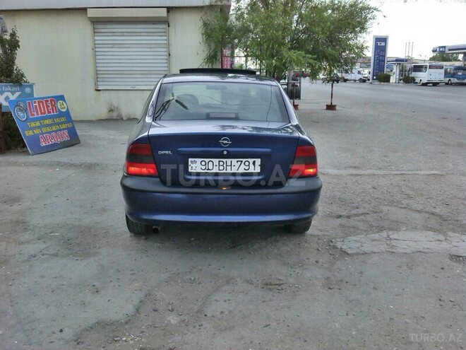 Opel Vectra 1997, 245,000 km - 1.8 l - Bakı