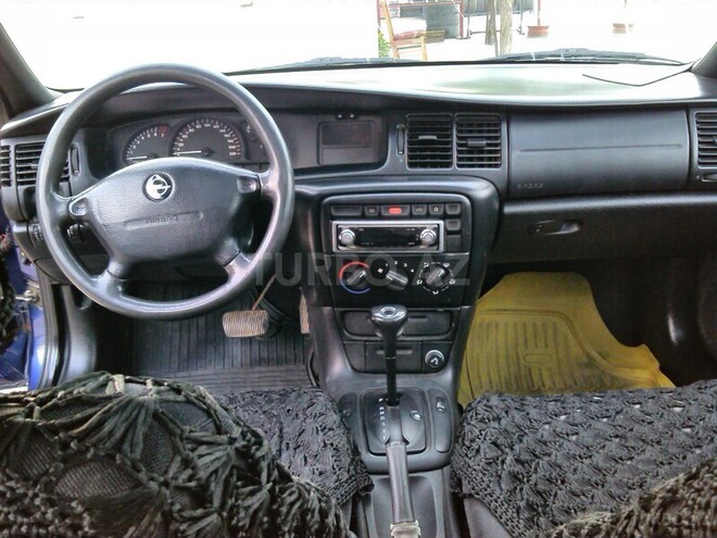 Opel Vectra 1997, 245,000 km - 1.8 l - Bakı