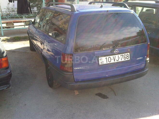 Opel Astra 1995, 250,000 km - 1.7 l - Bakı