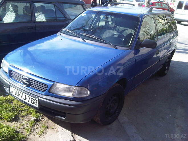 Opel Astra 1995, 250,000 km - 1.7 l - Bakı