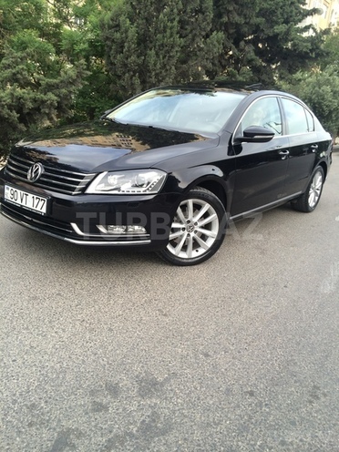 Volkswagen Passat 2011, 62,000 km - 1.8 l - Bakı