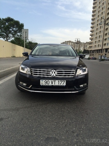 Volkswagen Passat 2011, 62,000 km - 1.8 l - Bakı