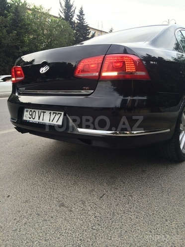 Volkswagen Passat 2011, 62,000 km - 1.8 l - Bakı