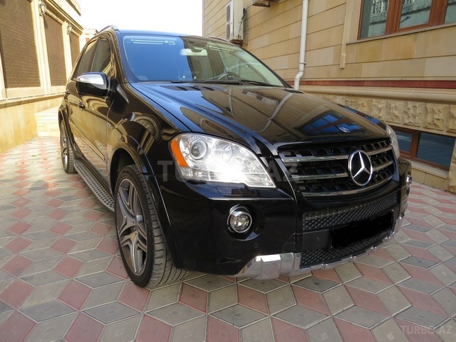 Mercedes ML 63 AMG 2009, 68,000 km - 6.2 l - Bakı