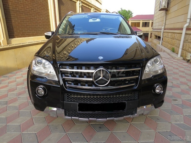 Mercedes ML 63 AMG 2009, 68,000 km - 6.2 l - Bakı